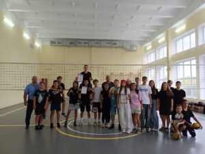 Соревнования по стритболу и волейболу
